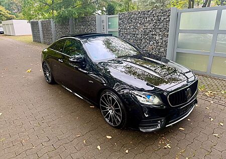 Mercedes-Benz E 400 4MATIC Autom. AMG 53 PANO 20Zoll Burm VOll