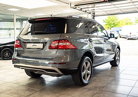 Mercedes-Benz ML 250 ML250 4MATIC 7G-TR*Pano*el.AHK*Leder*Comand*ACC