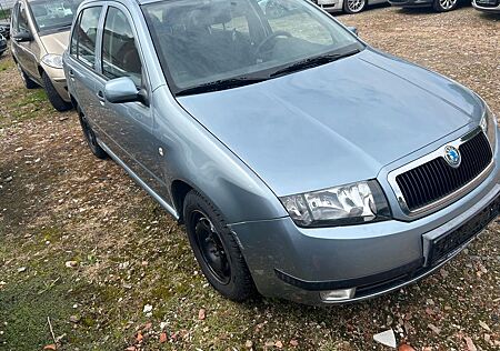 Skoda Fabia Classic / Service Neu
