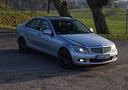 Mercedes-Benz C 320 CDI 4MATIC AVANTGARDE