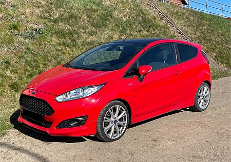 Ford Fiesta 1,0 EcoBoost 92kW S/S ST-Line Red ST-...