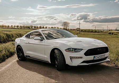 Ford Mustang 2.3 EcoBoost -