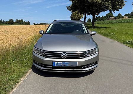 VW Passat Variant Volkswagen 2.0 TDI Comfortline Variant C...