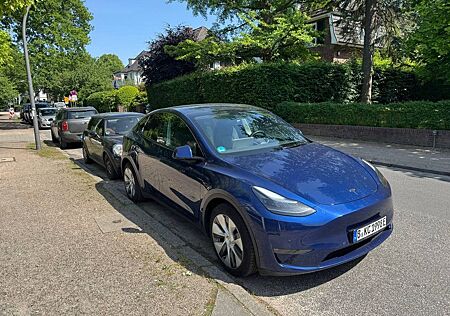 Tesla Model Y Performance Dual Motor AWD Performance