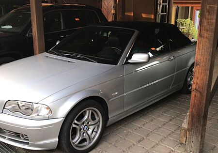 BMW 330Ci -