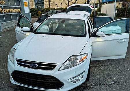 Ford Mondeo 2,0l 203PS Titanium Turnier ***Neu TÜV***