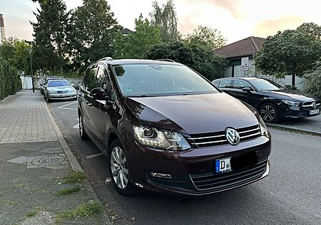 VW Sharan Volkswagen 2.0 TDI SCR DSG BMT Beach Beach