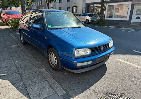 VW Golf Volkswagen April 2025 Tüv Au