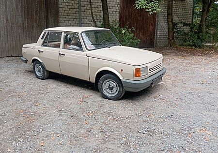 Wartburg 1.3 Gasanlage Ungarische Papiere