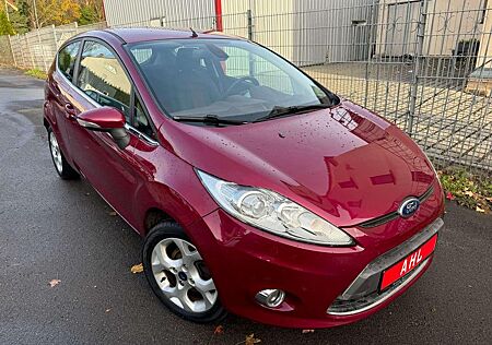 Ford Fiesta Titanium/Klima/SHZ/PDC/8X Alu/USB/AUX/TÜV