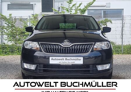 Skoda Rapid 1.6 TDI,PANO,AHK,KAMERA,TEMPOMAT,SITZHEIZ.