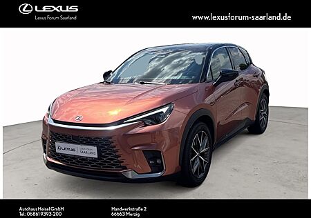 Lexus LBX Cool 4x4