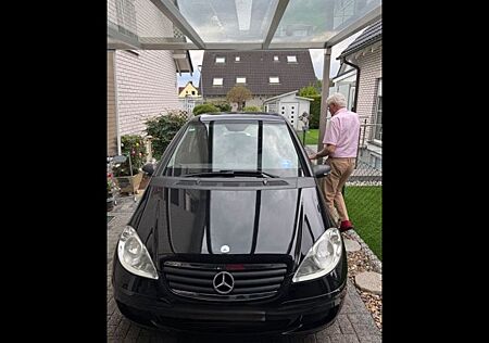 Mercedes-Benz A 150 *Klima*Scheckheftgepflegt*Rentner Vorbesitz