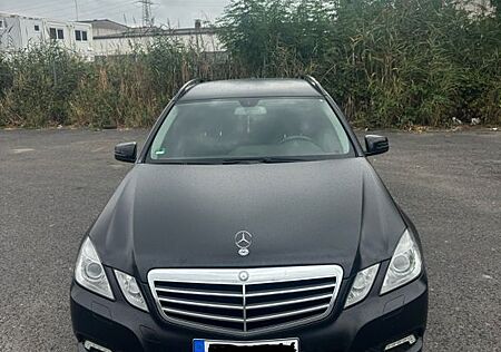 Mercedes-Benz E 350 T AVANTGARDE Autom. AVANTGARDE