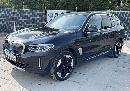 BMW iX3 Impressive Leder Anhängerkupplung DAP Voll!