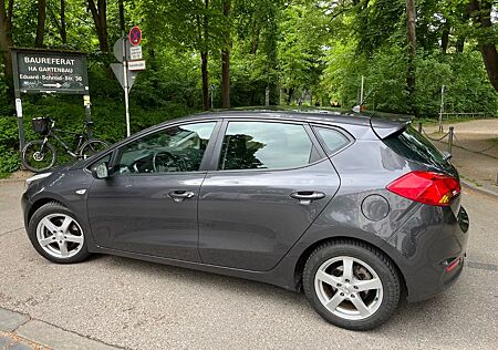 Kia Cee'd Edition 7, 1 Halter, TÜV 2026