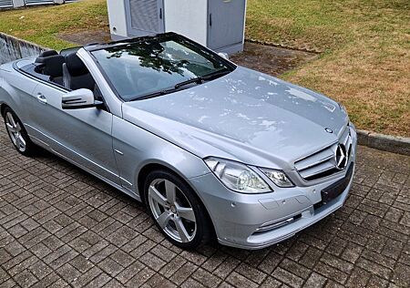 Mercedes-Benz E 200 Cabrio 1 Hand 59tkm TÜV NEU Airscarf /Cap