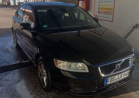 Volvo S40 D5