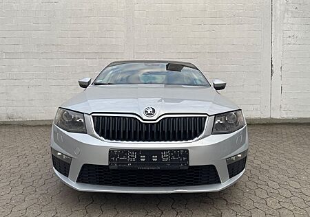 Skoda Octavia Lim RS 2.0 TDI DSG