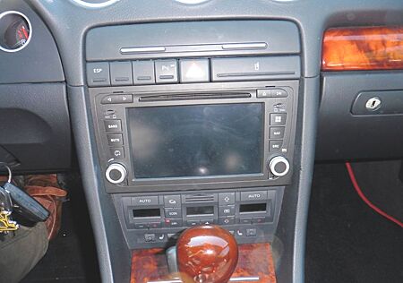 Audi A4 2.7 TDI (DPF) multitronic Cabriolet -