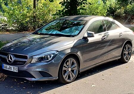 Mercedes-Benz CLA 180