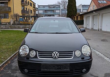VW Polo Volkswagen IV 1.4 schwarz