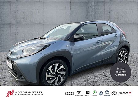 Toyota Aygo (X) 1.0VVT-i TEAMPLAYER ACC+SHZ+RFK+MFL+NSW