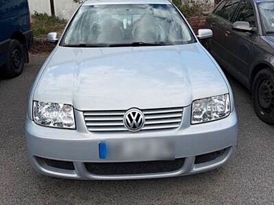 Volkswagen Bora 1.6 Basis Basis