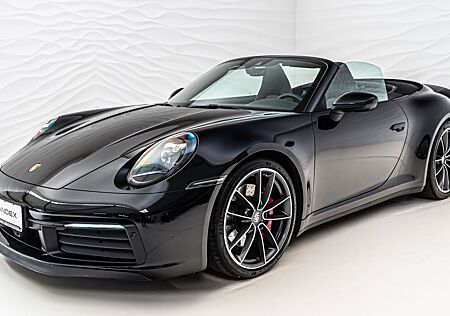 Porsche 992 911 Carrera 4S