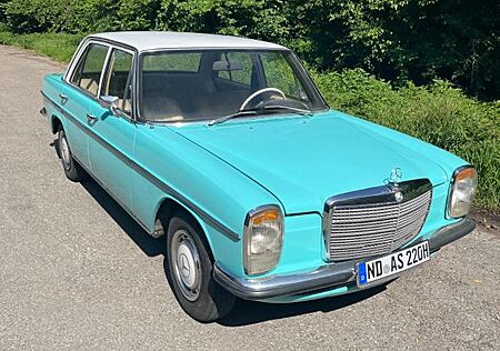 Mercedes-Benz 200