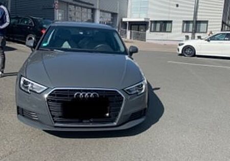 Audi A3 30 TDI S tronic Sportback -