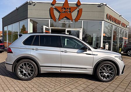 VW Tiguan Volkswagen R-Line 4Motion ,AHK,ACC,20"BBS-Sommer