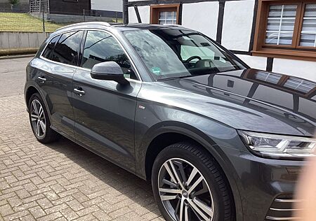 Audi Q5 40 TDI S tronic quattro sport sport