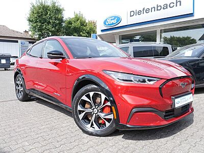 Ford Mustang Mach-E Extended AWD 8-fach bereift + AHK