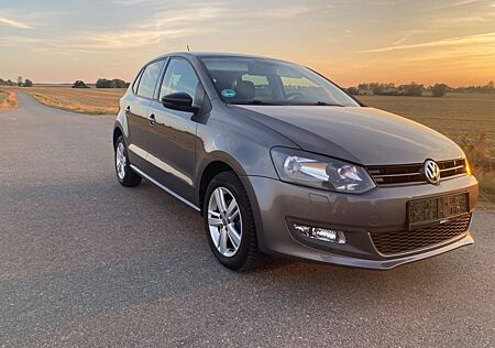 VW Polo Volkswagen 1.2 TSI 66kW - Top Ausgestattet