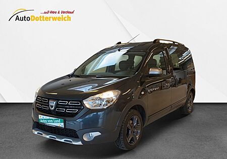 Dacia Dokker Stepway TCe 115 Rollifahrer Heckeinstieg
