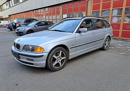 BMW 325xi 325 Baureihe 3 Touring