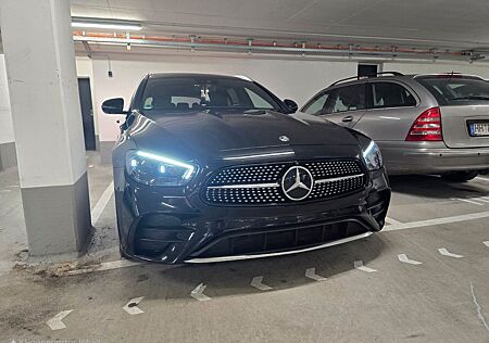 Mercedes-Benz E 220 d 4MATIC T Autom. -