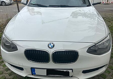 BMW 116i - F20