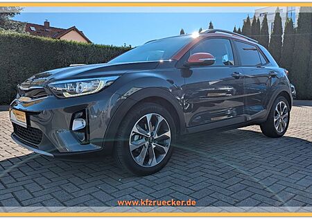 Kia Stonic Dream Team Edition NAVI RFK SHZG LE-HZG