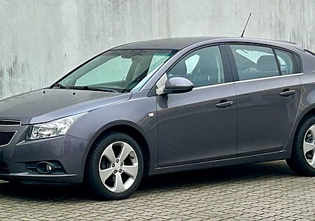 Chevrolet Cruze 1,8 LTZ Klima R/CD eFH ZV Alu