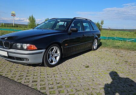 BMW 528i e39 A Touring