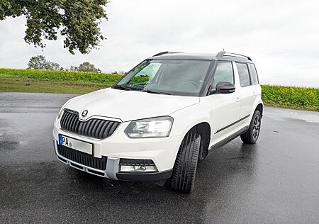 Skoda Yeti 1.2 TSI Adventure / TÜV NEU / AHK / LED