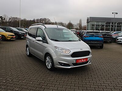 Ford Tourneo Courier Titanium