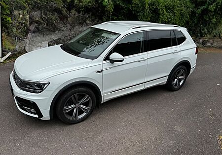 VW Tiguan Allspace Volkswagen 2.0 TDI SCR 140kW DSG 4MOTIO...