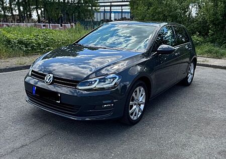 VW Golf Volkswagen 1.6 TDI DSG BMT