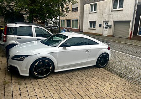 Audi TT Coupe 2.0 S-Line Competition | Wagnertuning