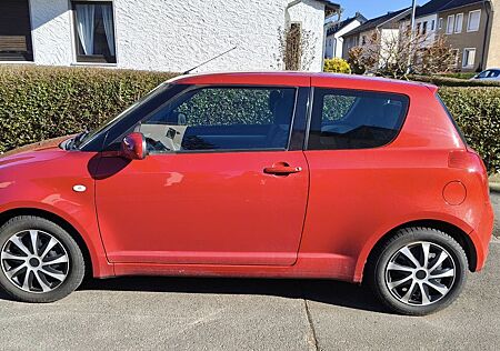 Suzuki Swift 1,3 Club TÜV bis Januar