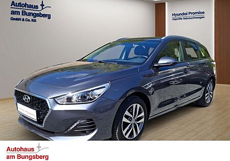 Hyundai i30 1.6 CRDI TREND Radio Klima Tempomat Sitzheiz