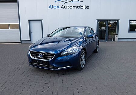 Volvo V40 Ocean Race Leder Navi AHK PDC Euro 6
